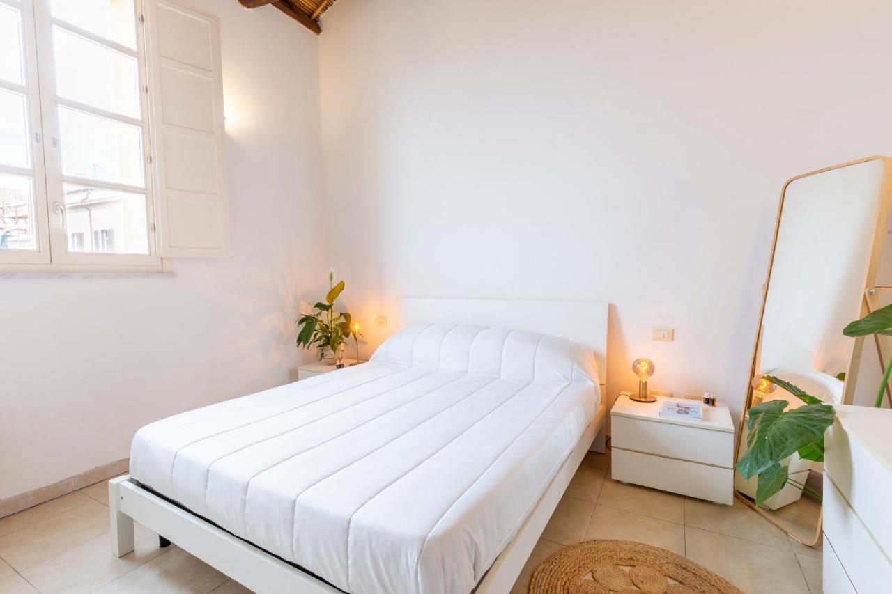 Castello Attic Sunset Terrace Apartment Cagliari Ngoại thất bức ảnh