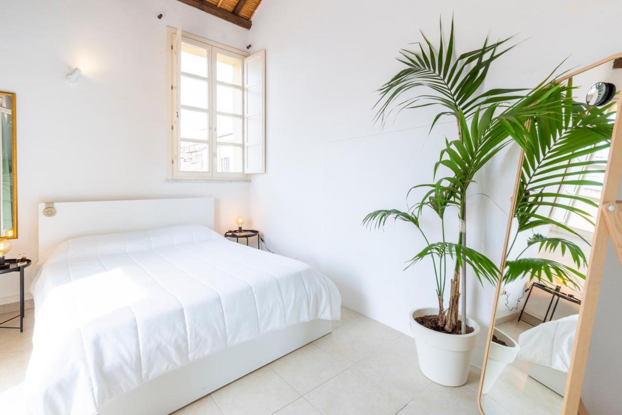 Castello Attic Sunset Terrace Apartment Cagliari Ngoại thất bức ảnh