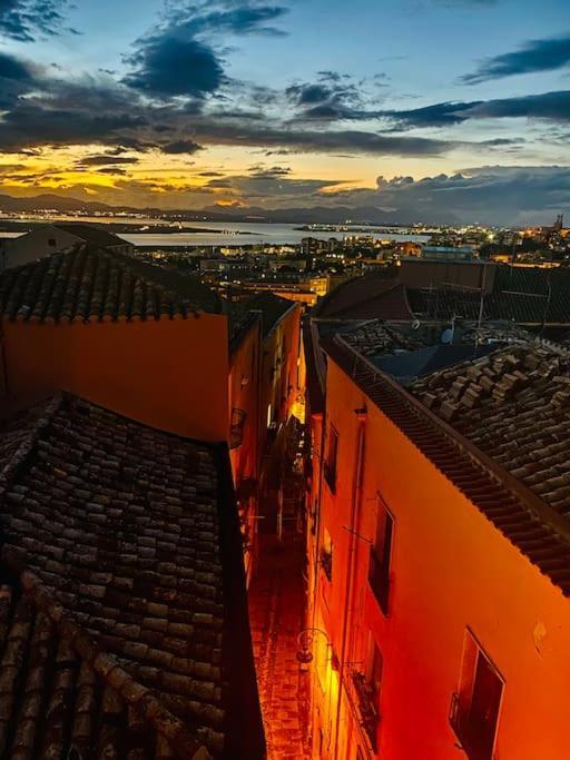 Castello Attic Sunset Terrace Apartment Cagliari Ngoại thất bức ảnh